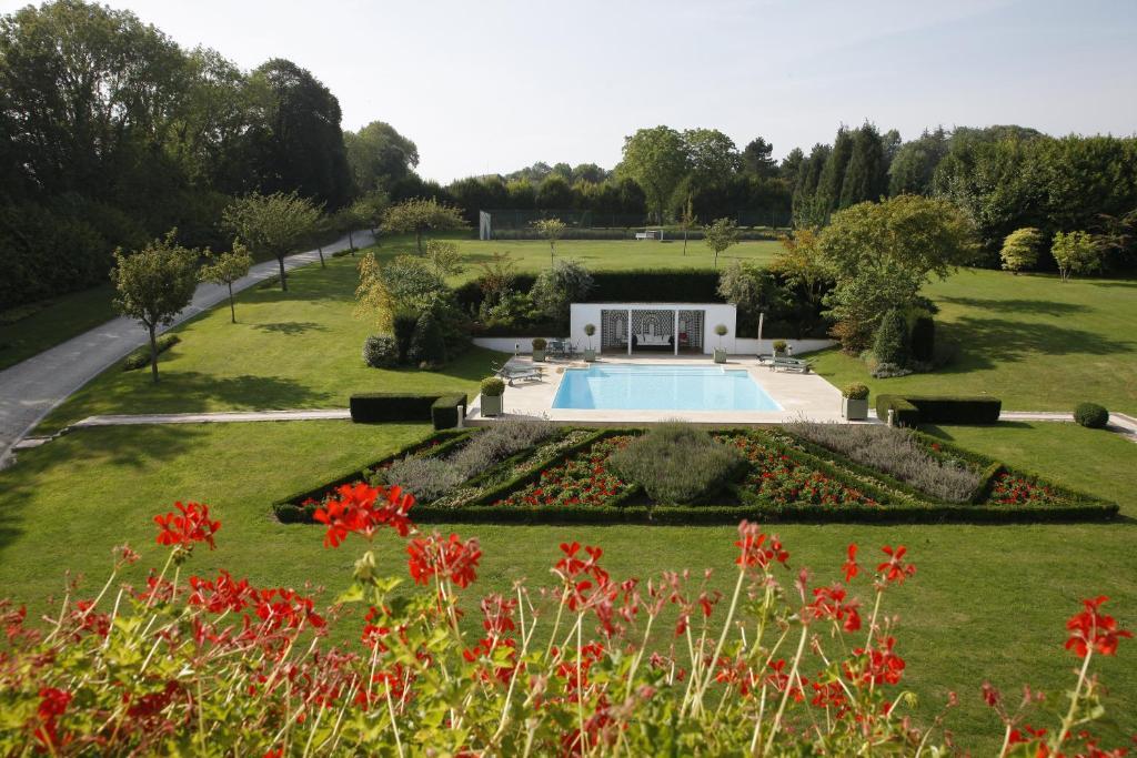 Manoir De Benerville Bed & Breakfast Довил Екстериор снимка