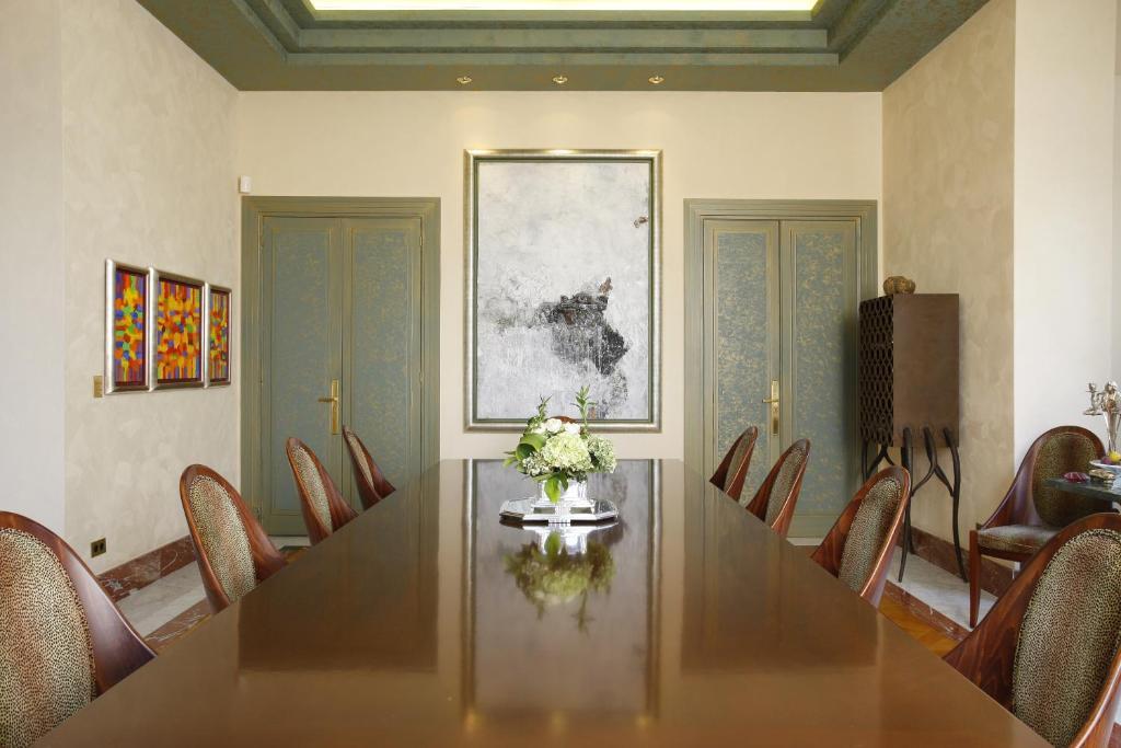 Manoir De Benerville Bed & Breakfast Довил Екстериор снимка